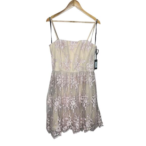 NWT Vera Wang Dress Blush Pink Nude Floral Lace Overlay Strapless Dress  Size 12